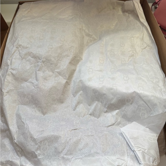 Classic Tall Uggs - Picture 10 of 11